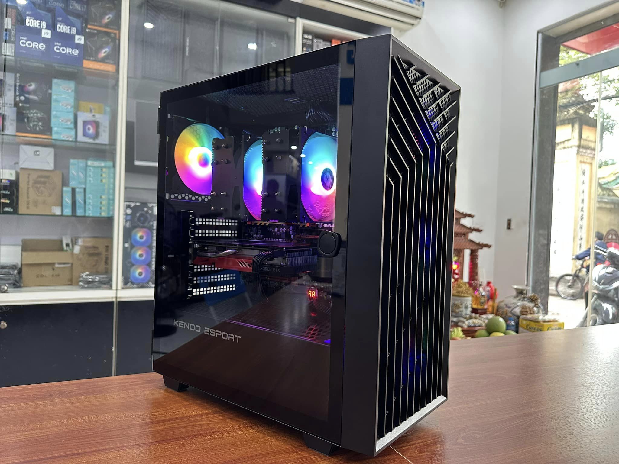Case Dual Xeon: E5 2683 V2, Ram 32G, NVME 256G, VGA 8G